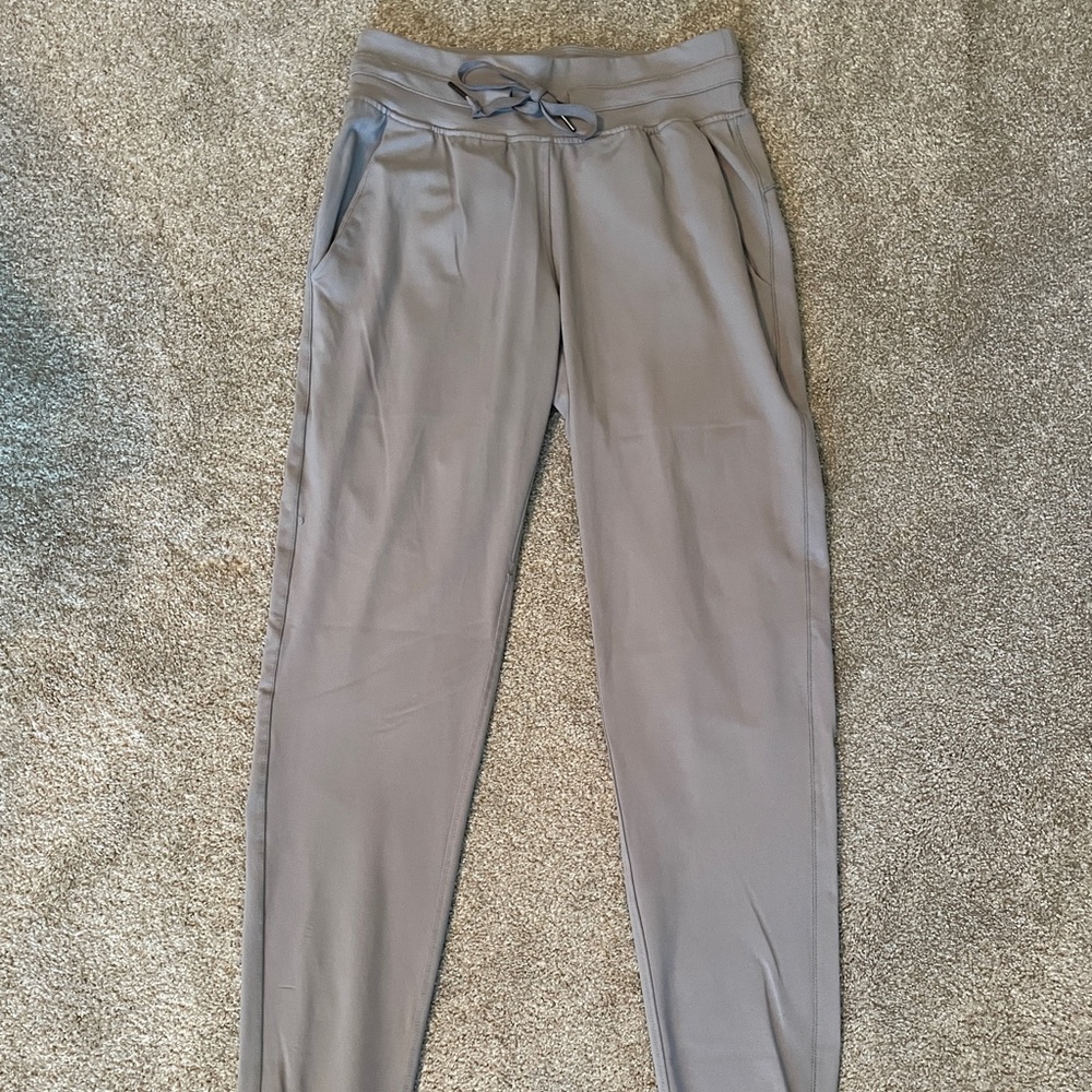 Zyia Gray Ascend Joggers